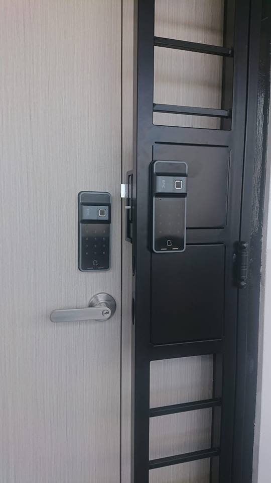 EPIC-5g-digital-lock-fire-rated-hdb-door