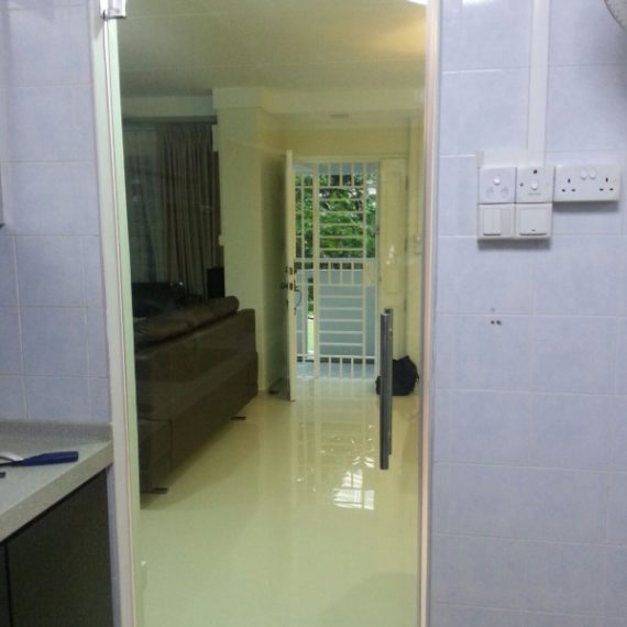 Buy wall to wall glass shower screen in My Digital Lock Singapore. Call 9067 7990