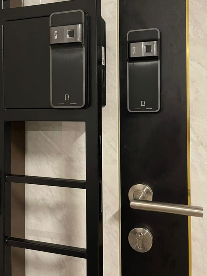EPIC 5G Digital Door Lock Space Grey-3