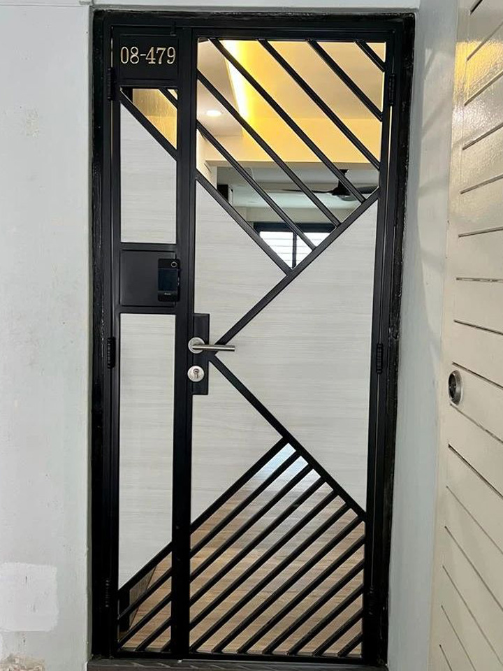 Laminate HDB Gate Project in 2022