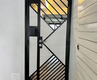 Laminate Mild Steel Gate 3x7 Feet