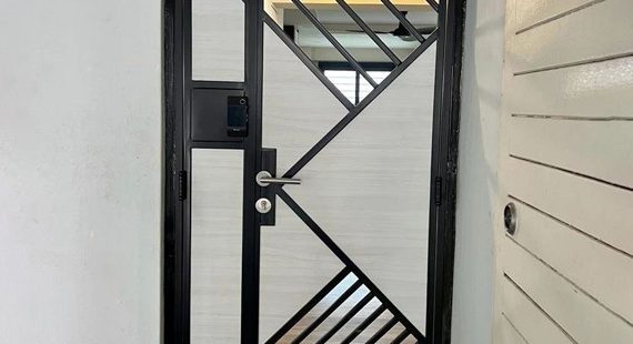 Laminate Mild Steel Gate 3x7 Feet