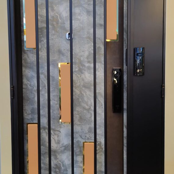 Kato 2K Gold Leather Gate