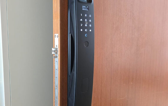 Lusano+ Moon (New) Dual Battery Smart Lock