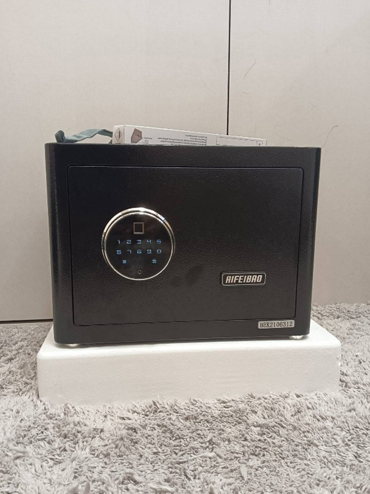 The Guardian 25 Leather Safe 12kg