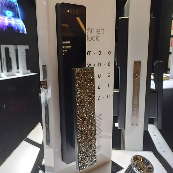Moorgen T9 Full Swarovski Crystal Digital Lock (Limited Edition)