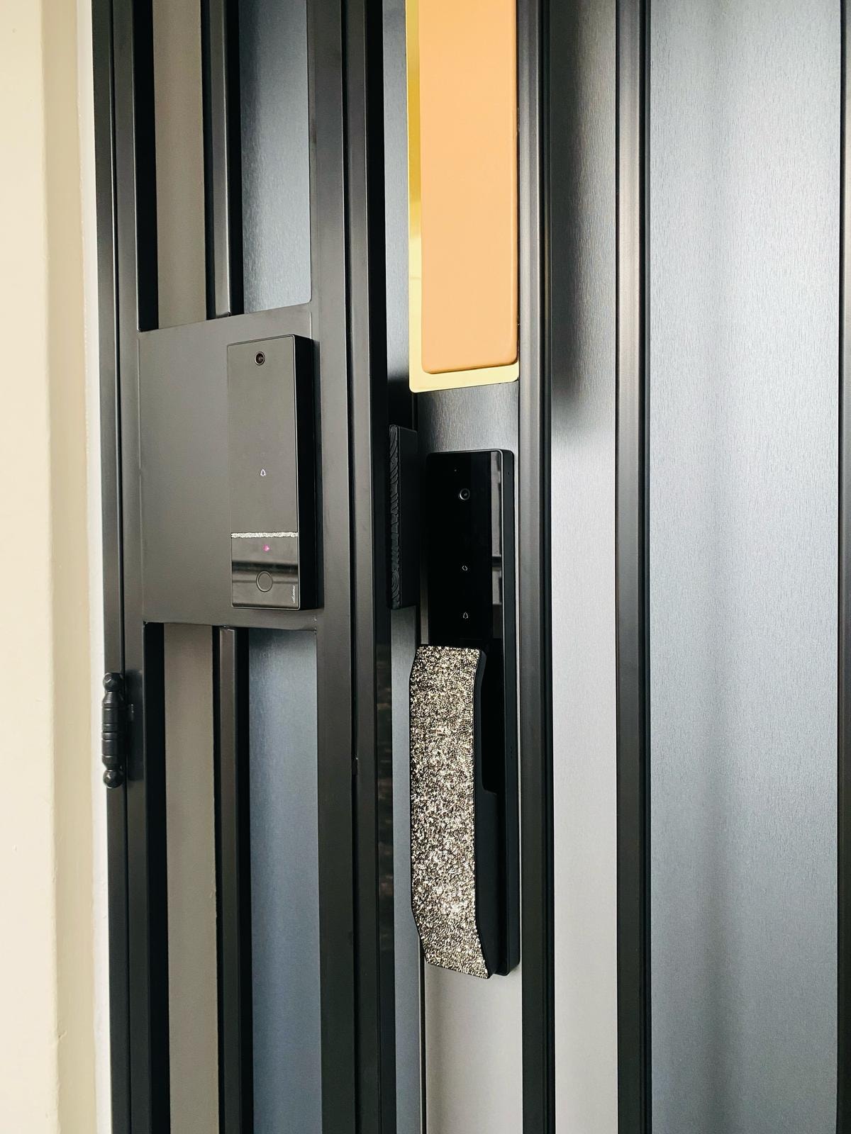 MyDigitalLock - Kato-2K-Gold-Leather-Gate MyDigitalLock - Kato-2K-Gold-Leather-Gate