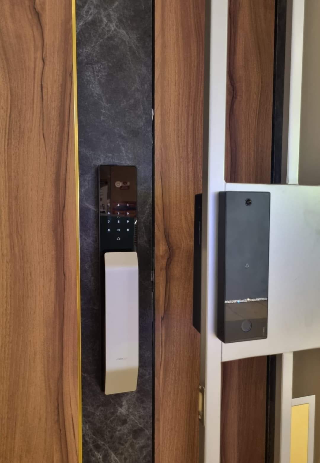 MyDigitalLock - Kato-2K-Gold-Leather-Gate MyDigitalLock - Kato-2K-Gold-Leather-Gate