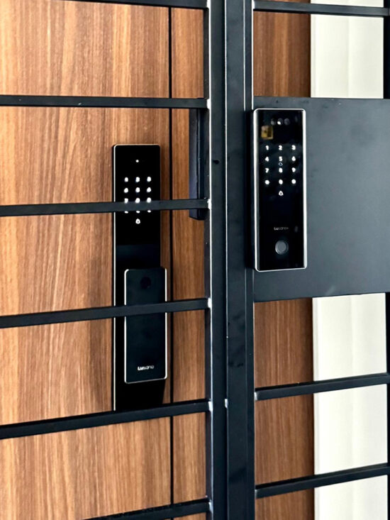 Lusano-Space-X-Smart-Door-Lock-Mika-Black