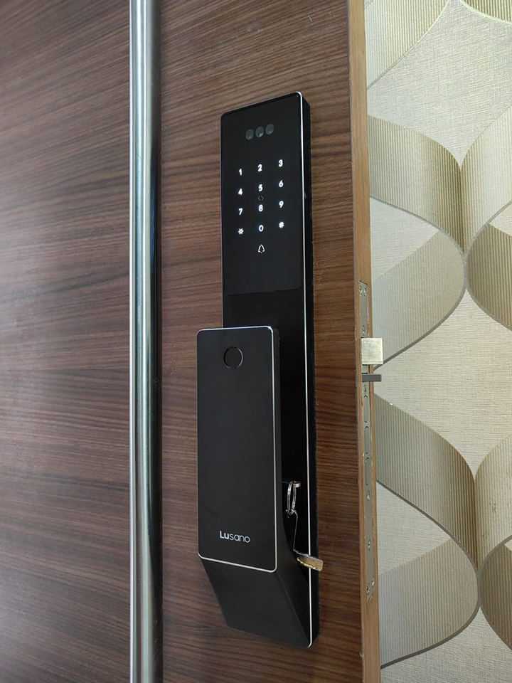 Lusano-Space-X-Smart-Door-Lock-Mika-Black