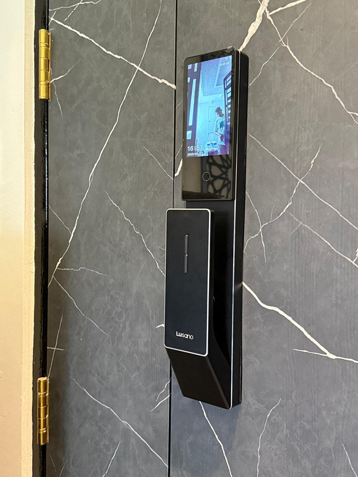 Lusano-Space-X-Smart-Door-Lock-Mika-Black Lusano-Space-X-Smart-Door-Lock-Mika-Black