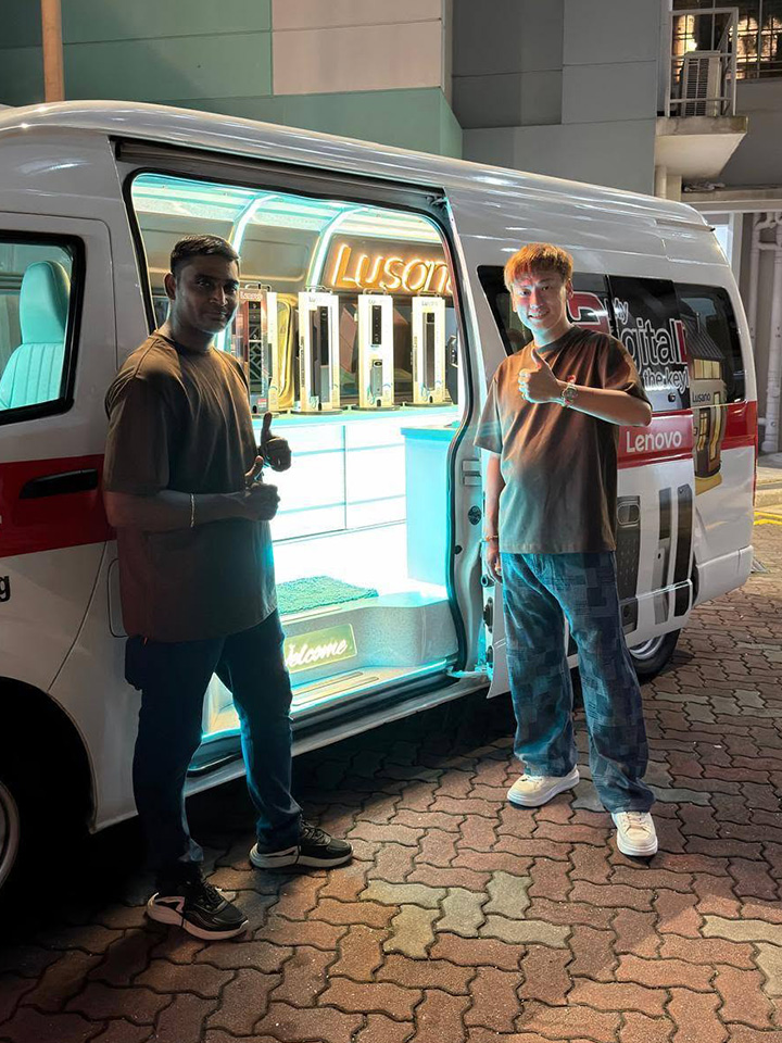 Lusano Mobile showroom Serving West Singapore Lusano Mobile showroom Serving West Singapore