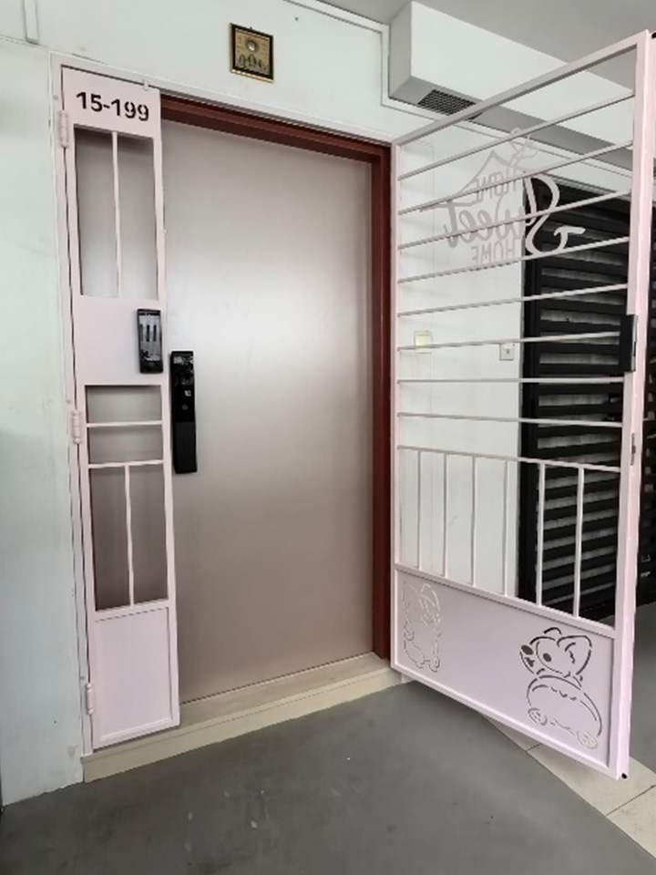 My-Digital-Lock-HDB-Door-Frame