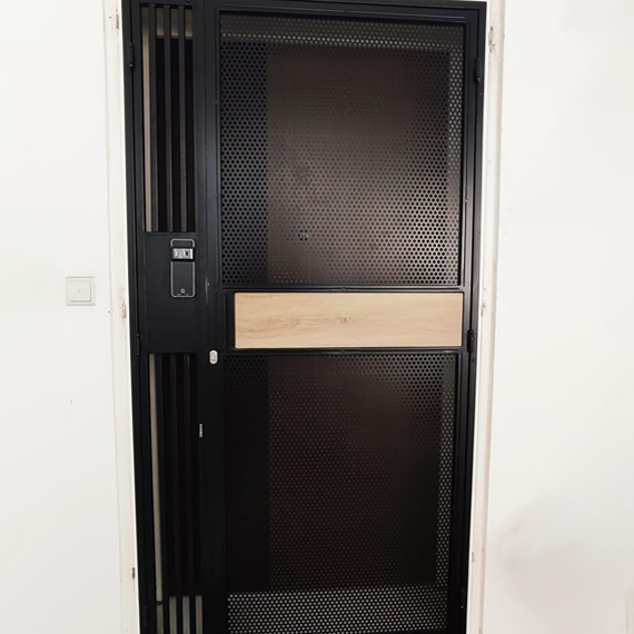 My Digital Lock - Pet Friendly mesh Gate 3x7 Feet Single Leaf My Digital Lock - Pet Friendly mesh Gate 3x7 Feet Single Leaf