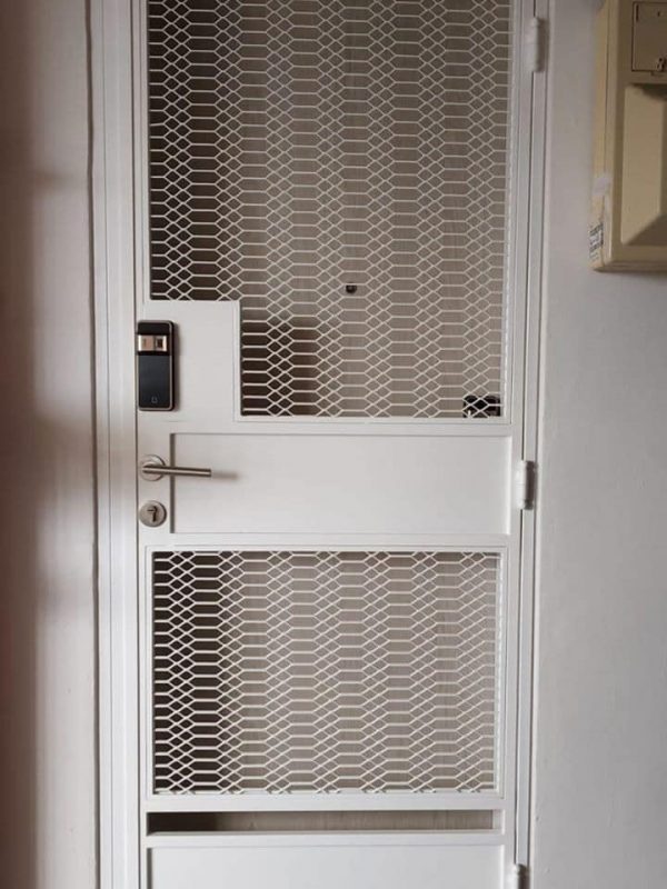 My Digital Lock - Retro Big HDB Mesh Gate My Digital Lock - Retro Big HDB Mesh Gate