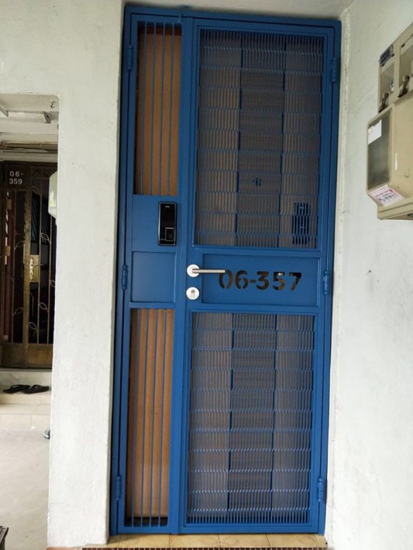 My Digital Lock - Vertical Honey Comb Mesh Gate My Digital Lock - Vertical Honey Comb Mesh Gate