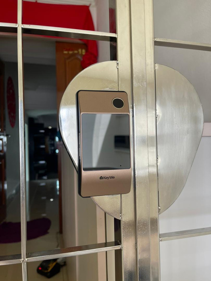 1st Gate Company in Singapore that customize Digital Lock