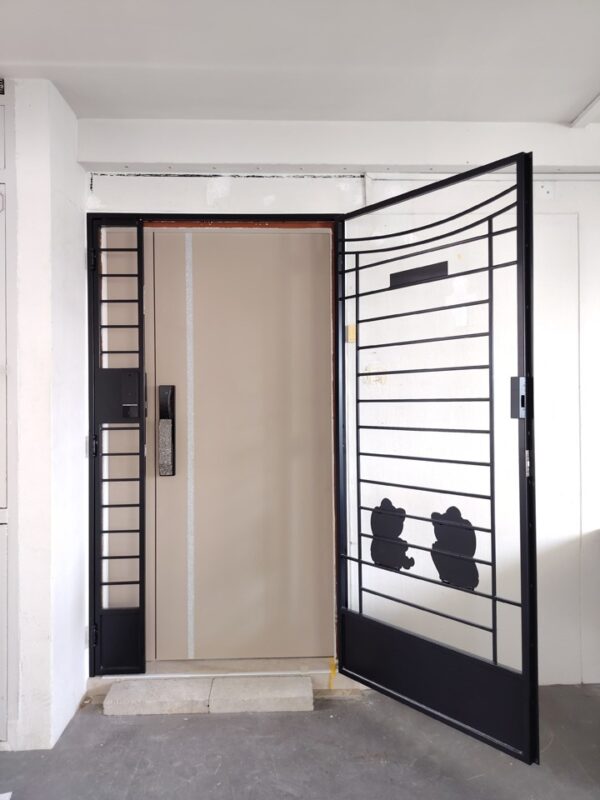 Lusano Crystalized HDB Main Door 4x7 feet Double Leaf (With Swarovski Crystal) Lusano Crystalized HDB Main Door 4x7 feet Double Leaf (With Swarovski Crystal)