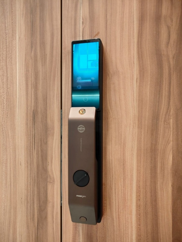 Swarovski Crystal Door & Gate - T9 Coffee Brown