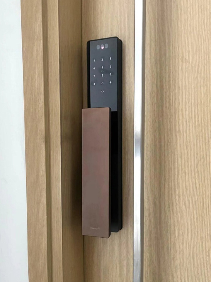 T5 Swaroski Crystal Digital Lock T5 Swaroski Crystal Digital Lock